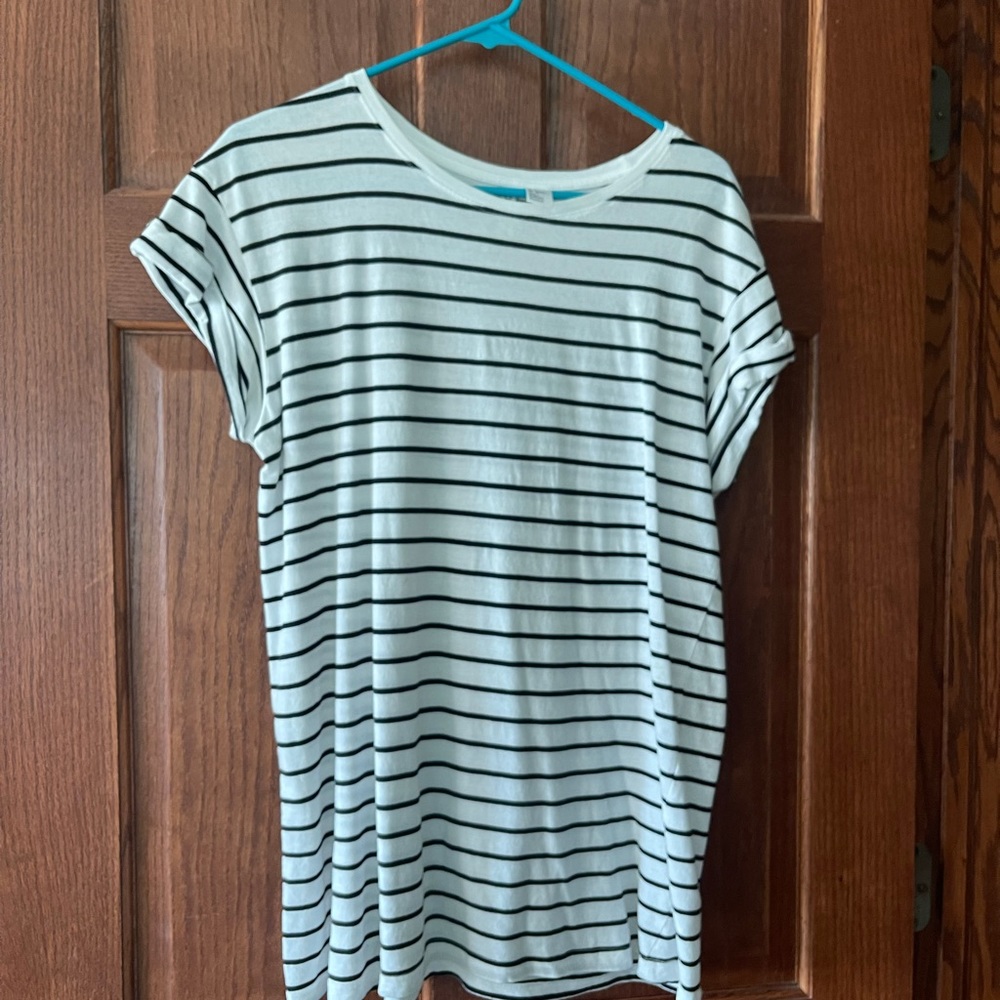 Divided oversized black and white striped t shirt